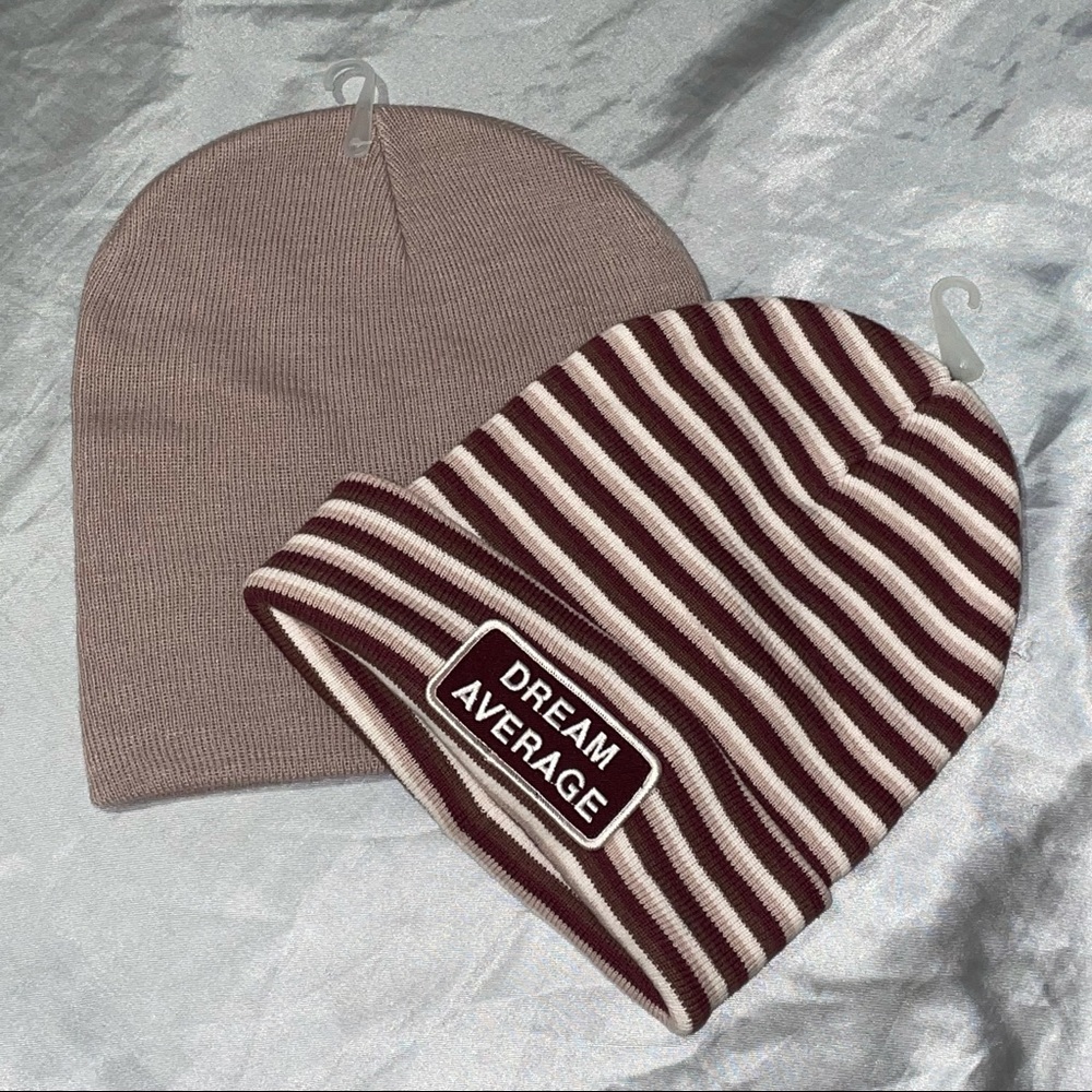 set of 2 beanies